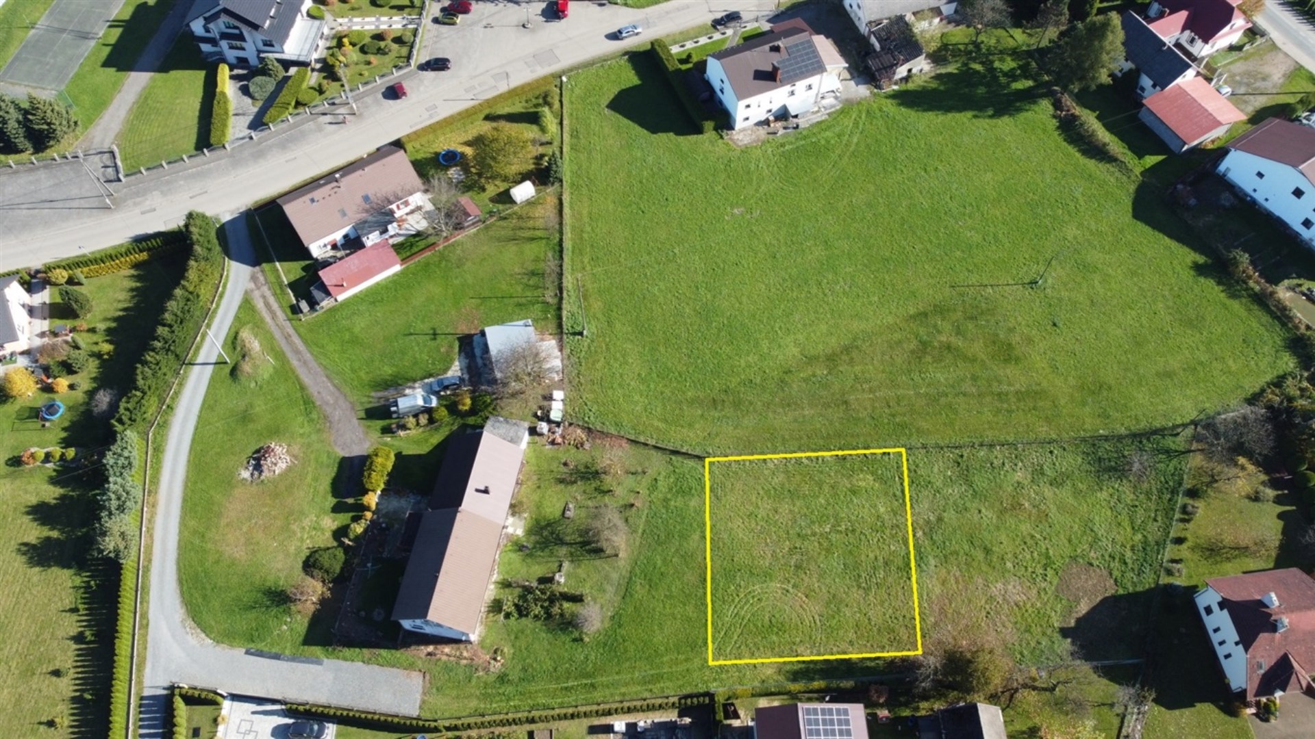 Działka na sprzedaż